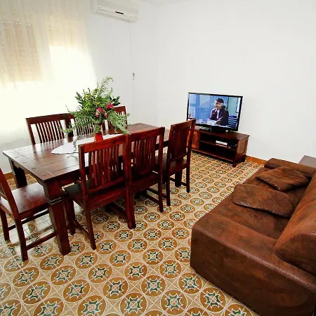 Mirko By Interhome * Vinišće