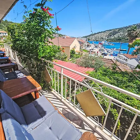 Mirko By Interhome Vakantiehuis Vinišće
