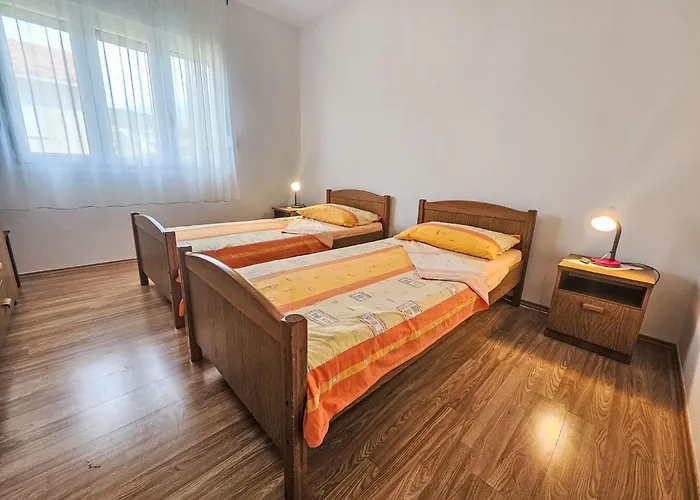 Mirko By Interhome Vinišće