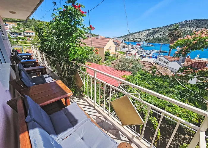 Mirko By Interhome Casa vacanze Vinišće